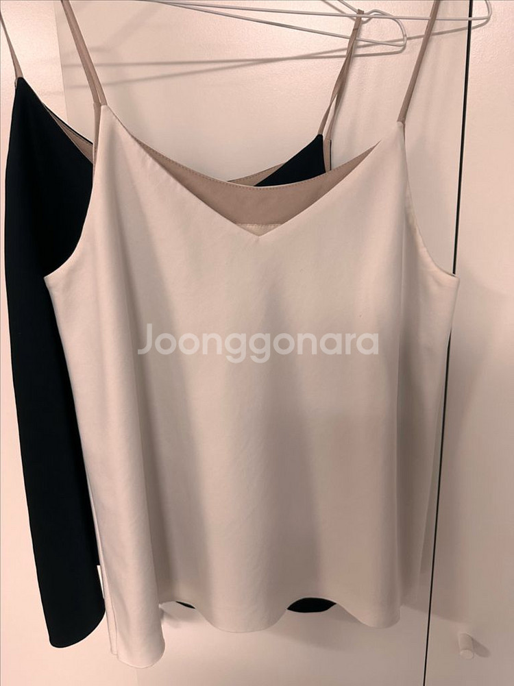 Mare di Mari 여성 나시 블라우스 블랙/화이트--1