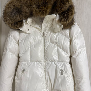 정품 몽클레어 보에드 여성 화이트 패딩점퍼 3사이즈