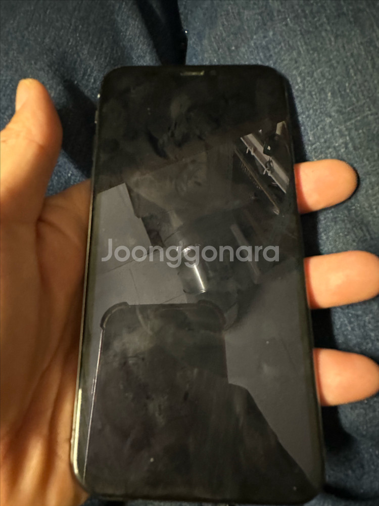 아이폰 X 64GB 실버배터리 100 판매해여--0