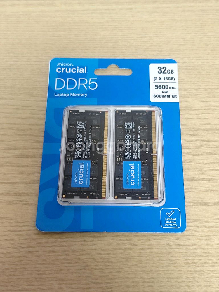 마이크론 Crucial DDR5-5600 노트북 램 (16GB) x 2 32GB 팝니다--0