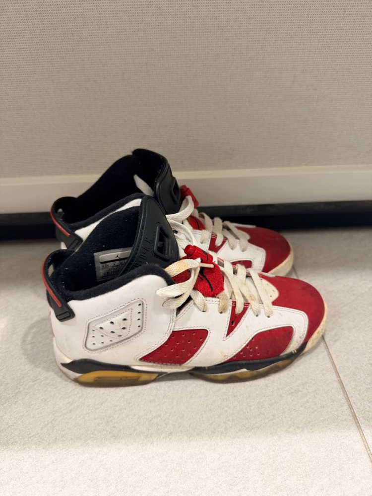 조던6카마인260,235 조던5파이어레드(서태웅)265 조던4오레오255 싸게팝니다 이미지