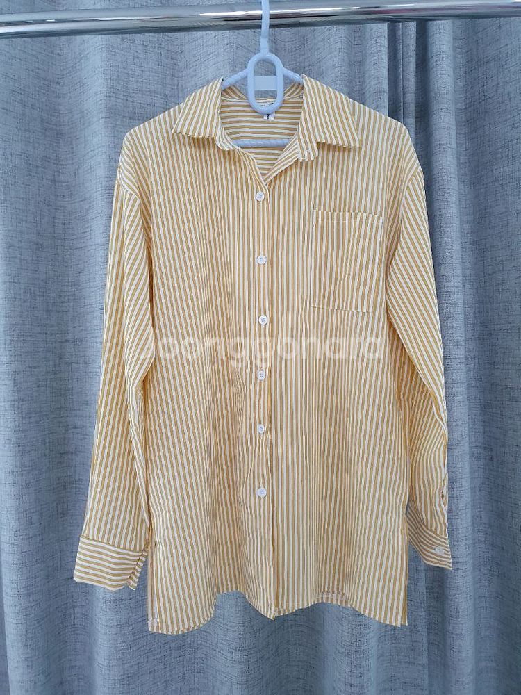 (새상품)스트라이프 블라우스 66~77반--0