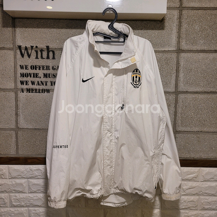 나이키 05 유벤투스 바람막이 L--0