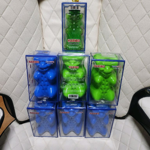 하리보 틴케이스6개, 보틀1개 팝니다.