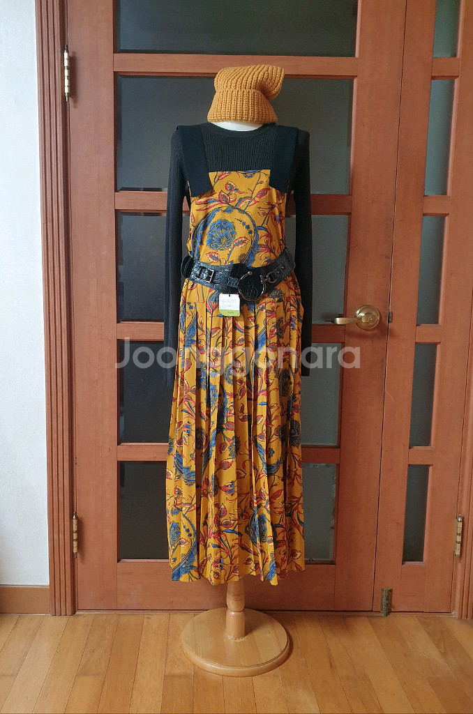 (새제품)슬림핏 골지 롱니트 브라운--1