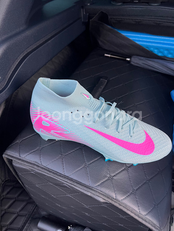 줌 슈퍼플라이10 fg 엘리트 270사이즈 팝니다--0