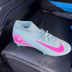 줌 슈퍼플라이10 fg 엘리트 270사이즈 팝니다