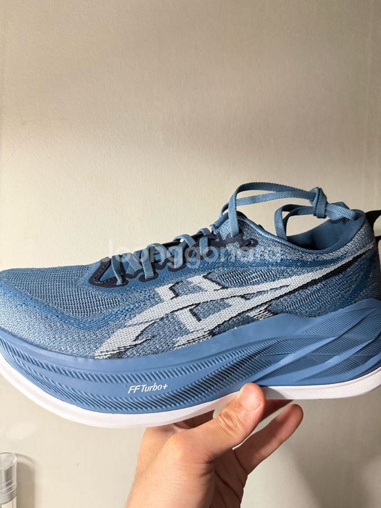 아식스 슈퍼블라스트2 255사이즈--0