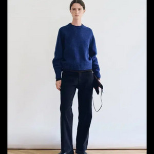 낫띵리튼 버니 울 풀오버 니트 블루