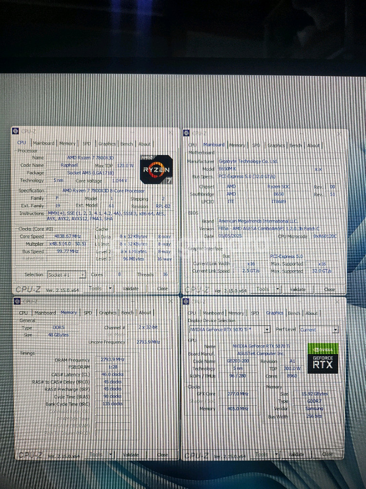 7800X3D 5070Ti 게이밍 컴퓨터--3