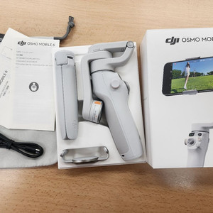 DJI 오즈모 모바일6 스마트폰 짐벌 (단순개봉 미사용 새제품)