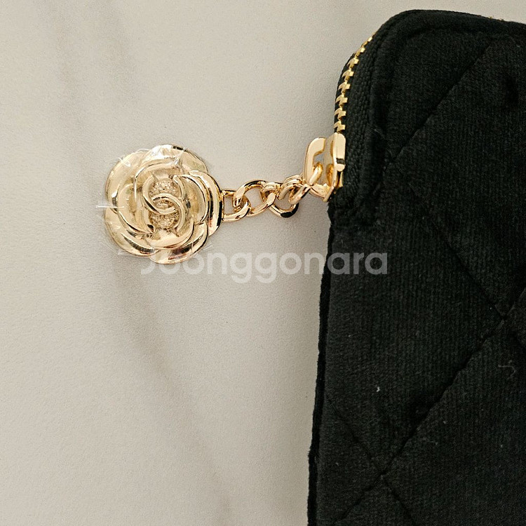 샤넬 뷰티 벨벳 클러치 파우치 백 블랙--5