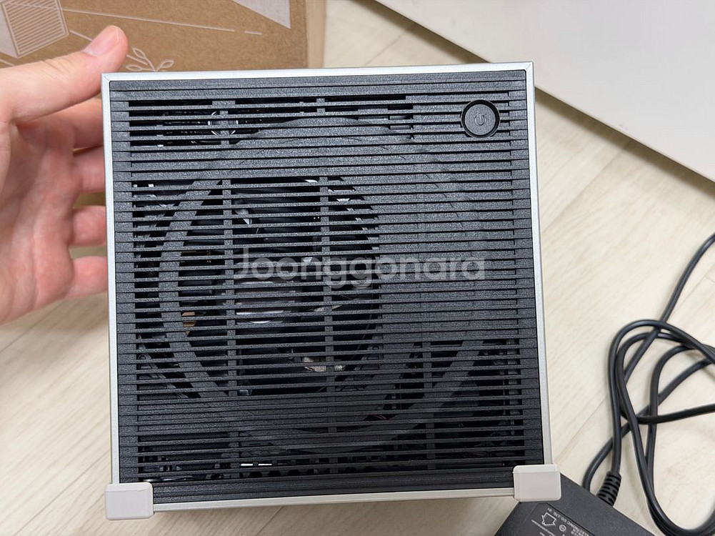 LG 시네빔 쇼츠 프로젝터--3