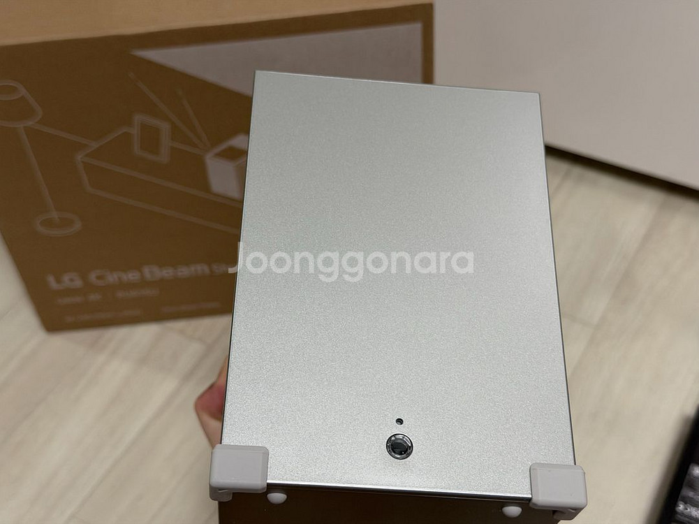 LG 시네빔 쇼츠 프로젝터--6