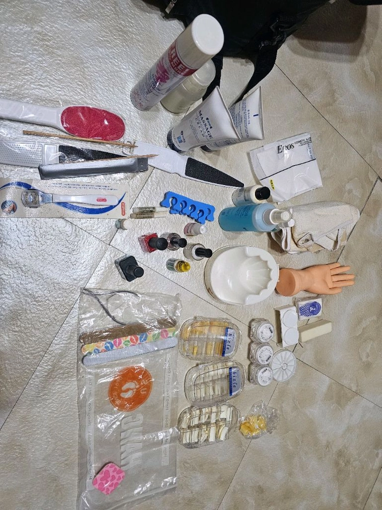 네일 실기시험도구 세트 이미지
