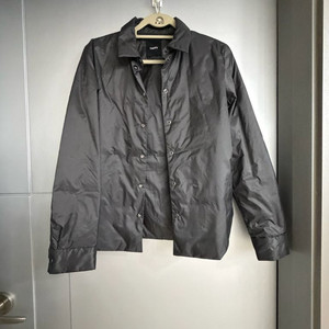 띠어리 경량 셔츠패딩