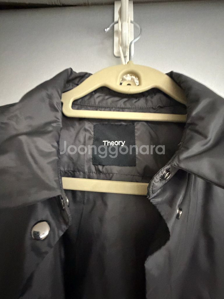 띠어리 경량 셔츠패딩--1