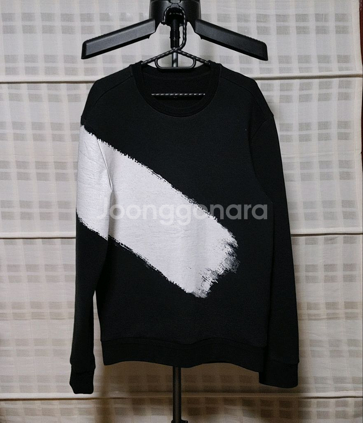 (박형식 맨투맨) 시스템 옴므 페인팅 티셔츠 95--1