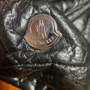 몽클레어 블랙 퀼팅 체인 숄더백