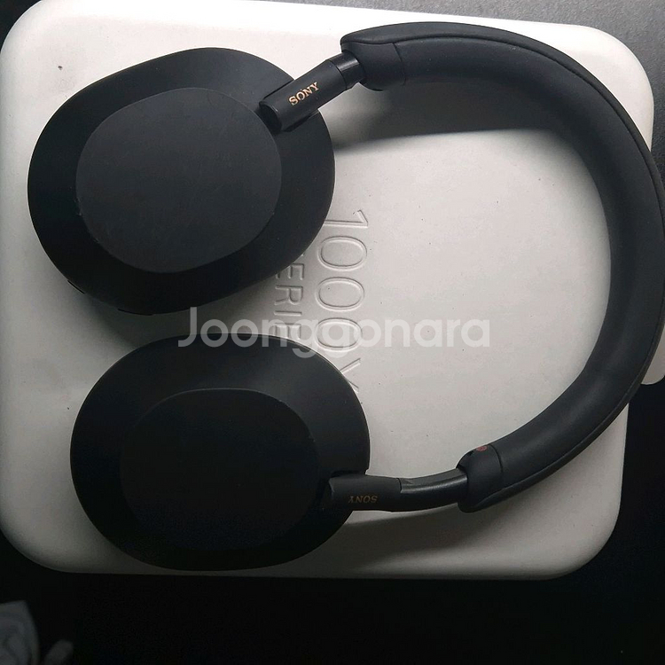 소니 WH-1000XM5 블랙 헤드폰--1