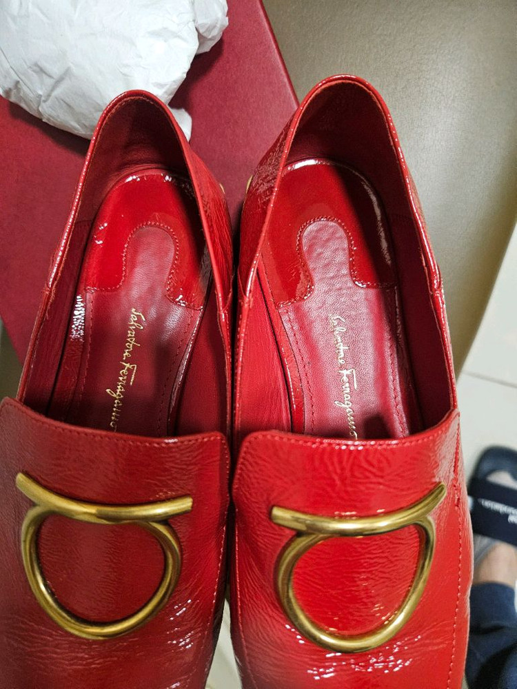 페라가모 LANA 여성화--3