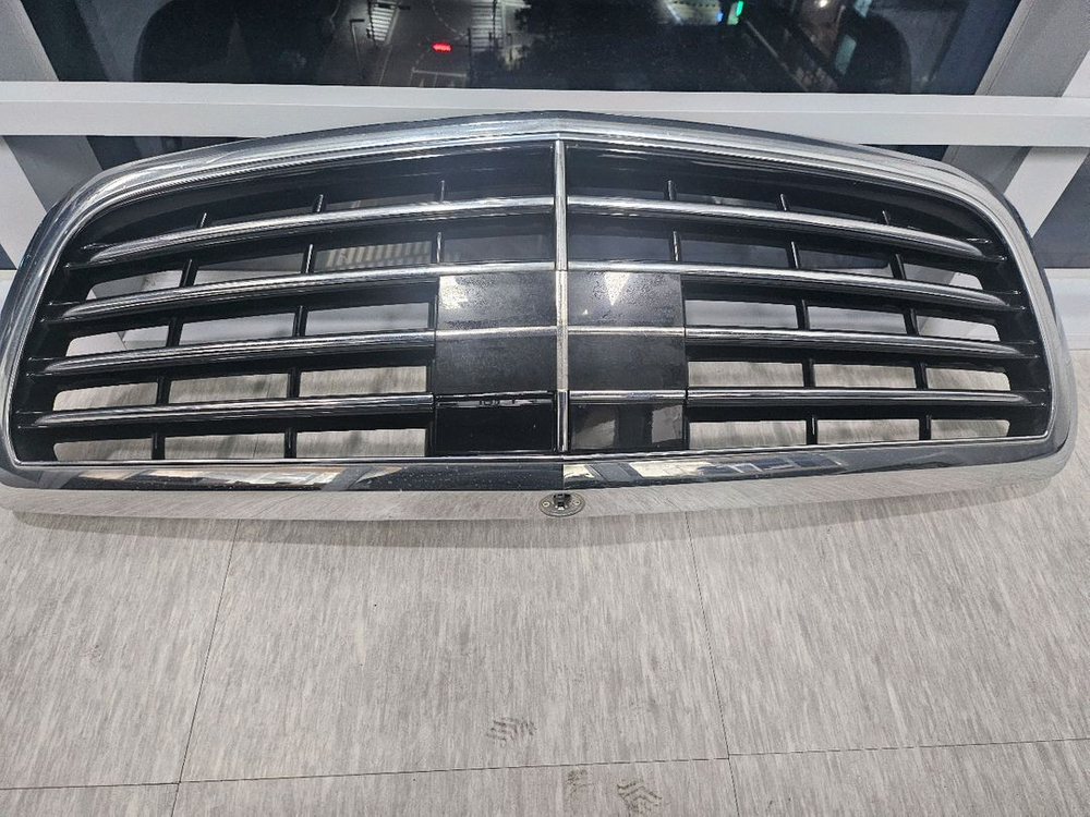 W222. S350. 압 그릴. 카메라 기능 있습니다--1