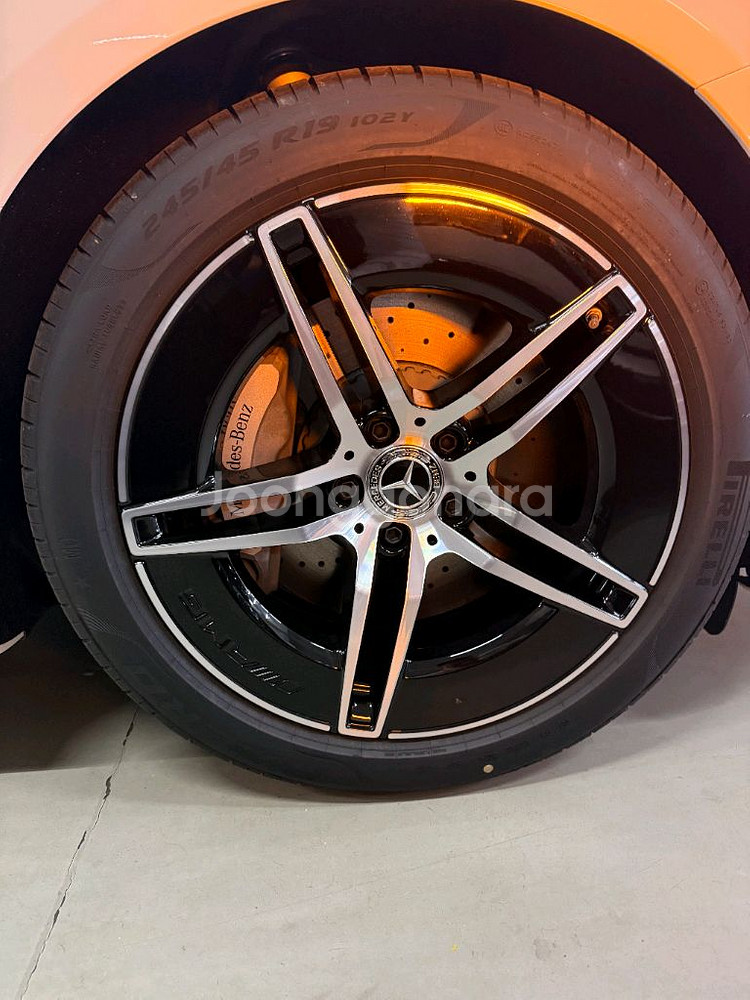 [판매]245 45 R19/275 40 R19 피렐리 피제로 PZ4 출고타이어--0