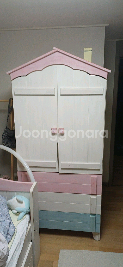 아이 침대 옷장 책상세트--1