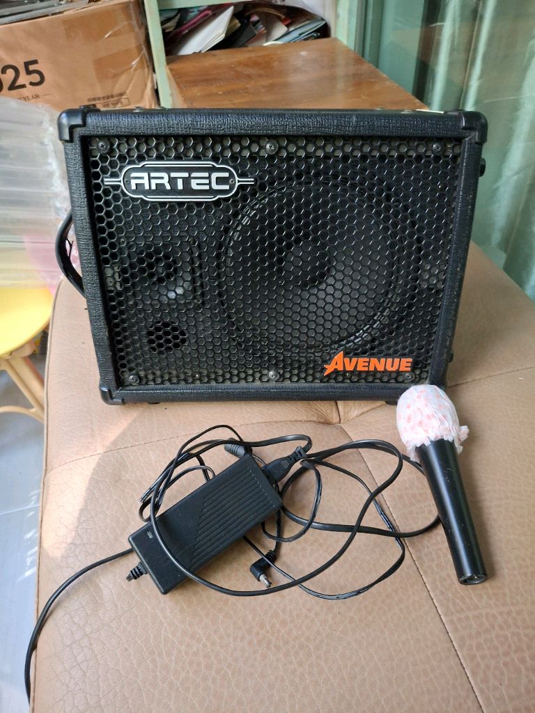 버스킹 앰프 팝니다(ARTEC AVENUE)