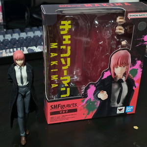 반다이 SH피규어아트 체인소맨 마키마