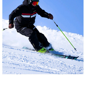 CARVE 카브 스키복 상하의세트 2XL 판매합니다.