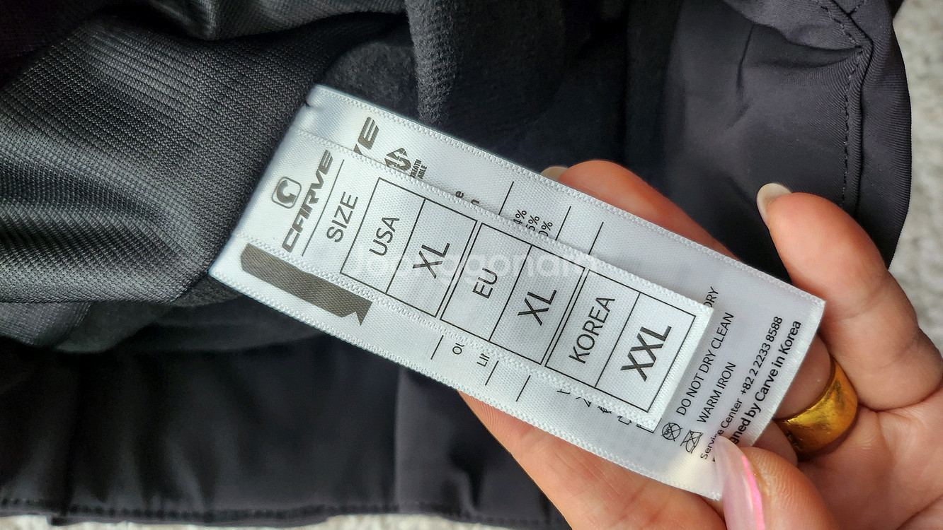 CARVE 카브 스키복 상하의세트 2XL 판매합니다.--6