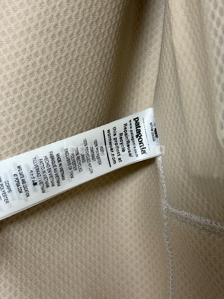 파타고니아 클래식 레트로X 자켓 내츄럴 팝니다.--2