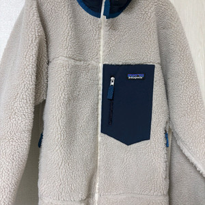 파타고니아 클래식 레트로X 자켓 내츄럴 팝니다.