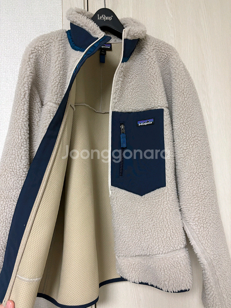 파타고니아 클래식 레트로X 자켓 내츄럴 팝니다.--4