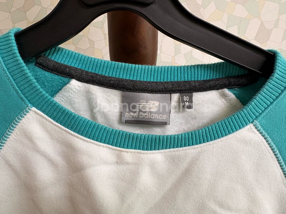[뉴발란스] 맨투맨 90 M사이즈--2