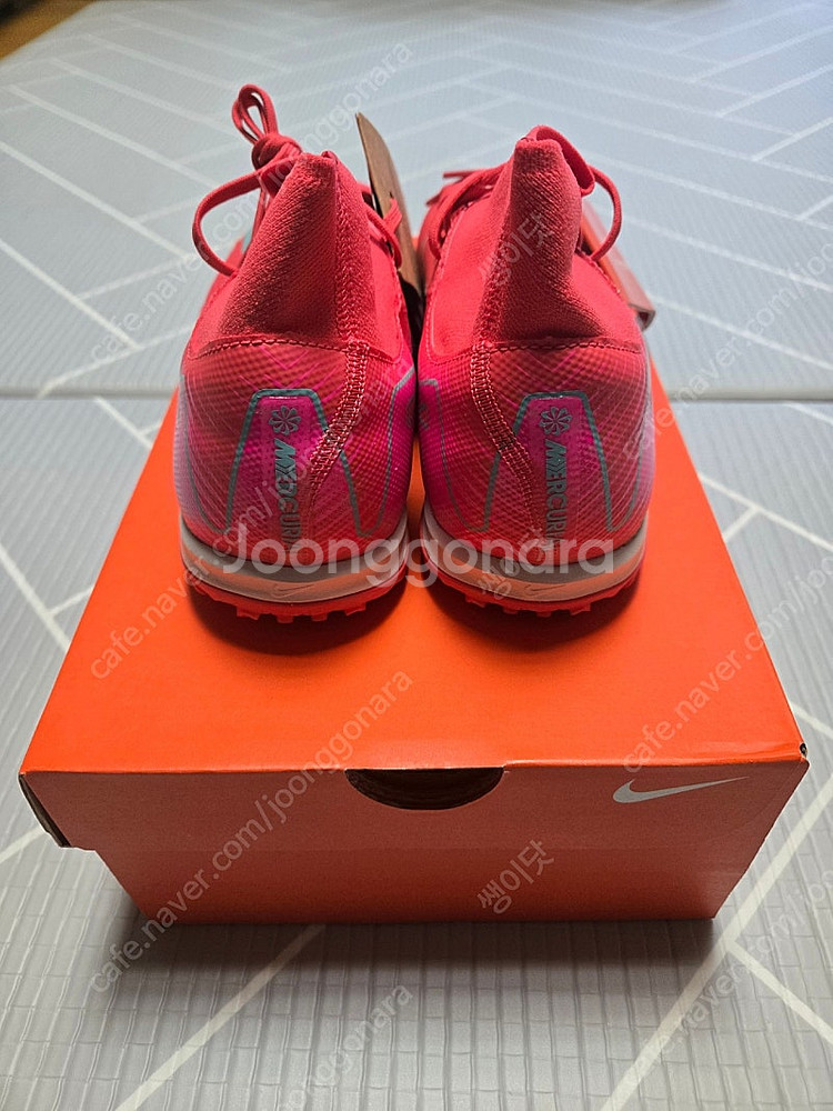 (새상품)나이키 머큐리얼 슈퍼플라이10 아카데미 260 풋살화--3