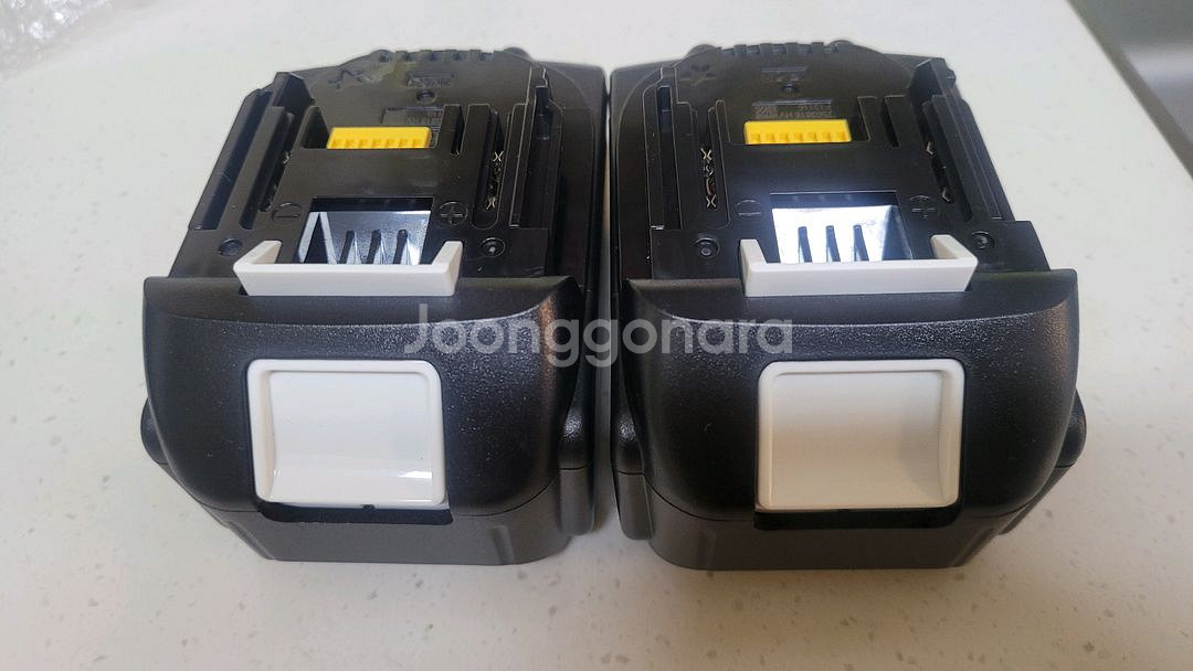 마끼다 6.0암페어 배터리--2