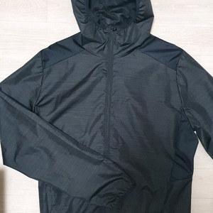 데카트론 기능성 런닝 바람막이 자켓 점퍼.상태최상.사이즈L 100 라지