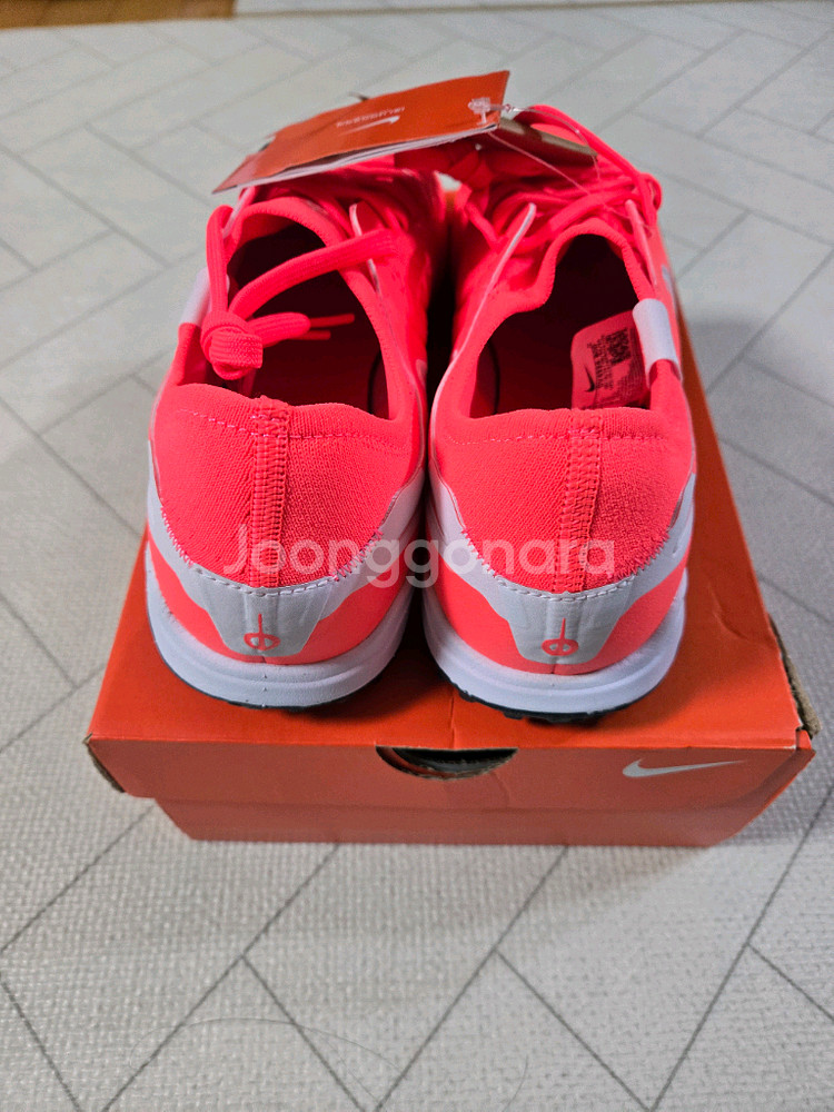 (새제품)나이키 티엠포 레전드10 프로 풋살화260--2