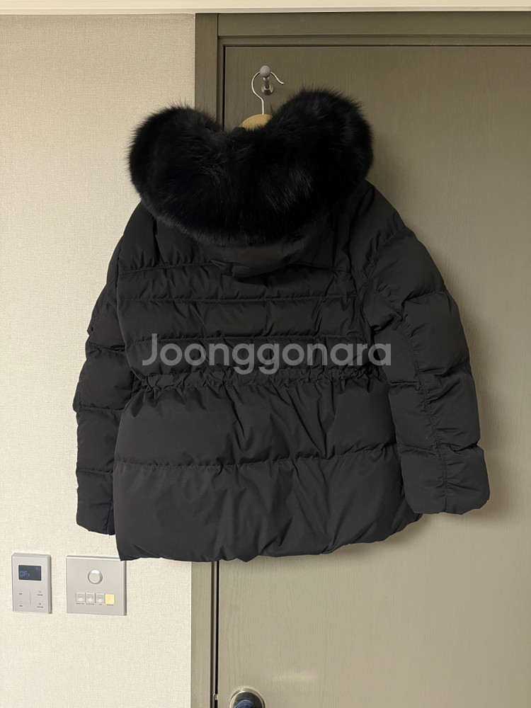 정가19만 베니토 폭스퍼 블랙 후드 퍼 패딩--8