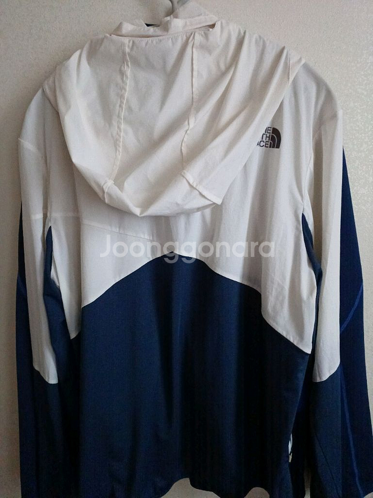 노스페이스 얇은 바람막이 러닝자켓 타코마집업 L100--1