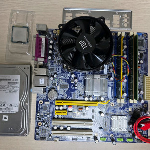 컴퓨터 본체 부품/인텔 cpu 메인보드 램 하드