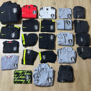 18-20 국대 트레이닝 세트 판매