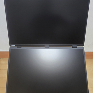 [가격인하] 18.5인치 BSCONN F6 TX 듀얼 포터블 모니터 판매합니다