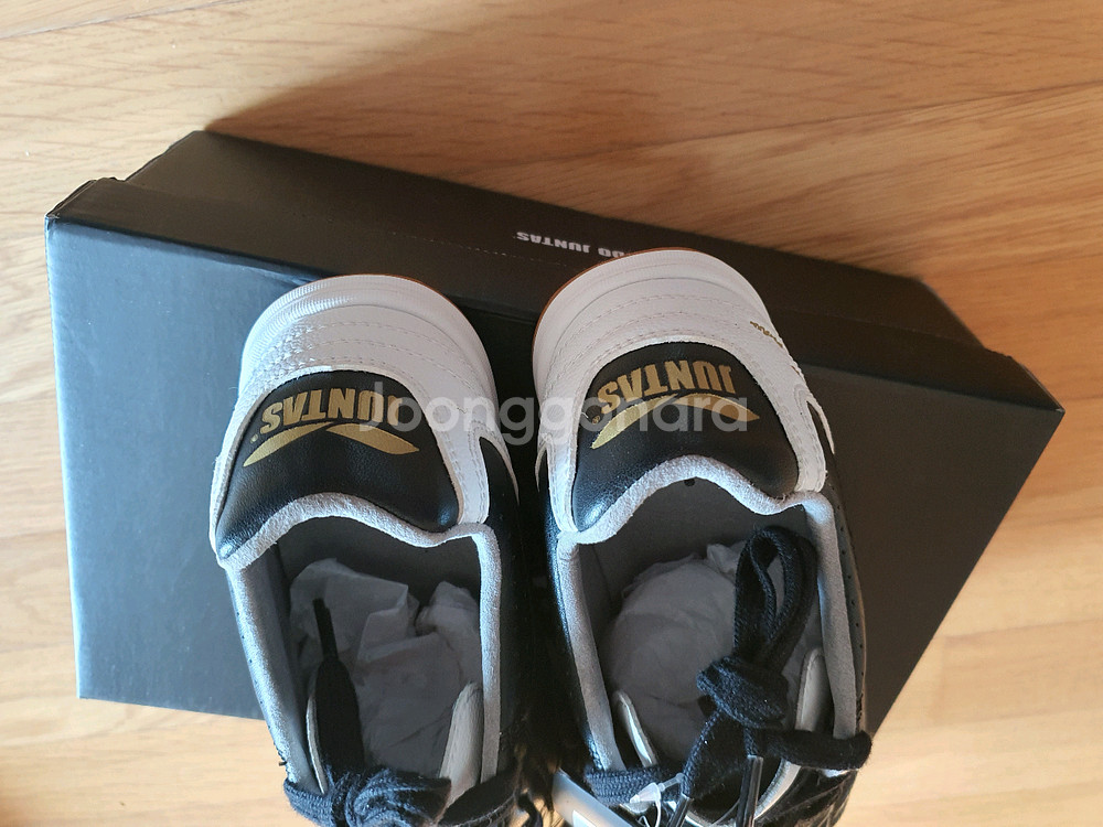 준타스풋살화--3