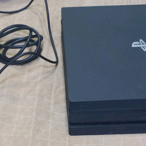 PS4 pro CUH-7017B 1TB