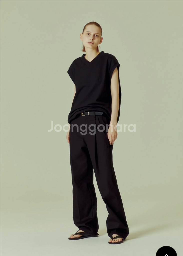 [S] 노앙 로고 브이넥 스웻 베스트--3