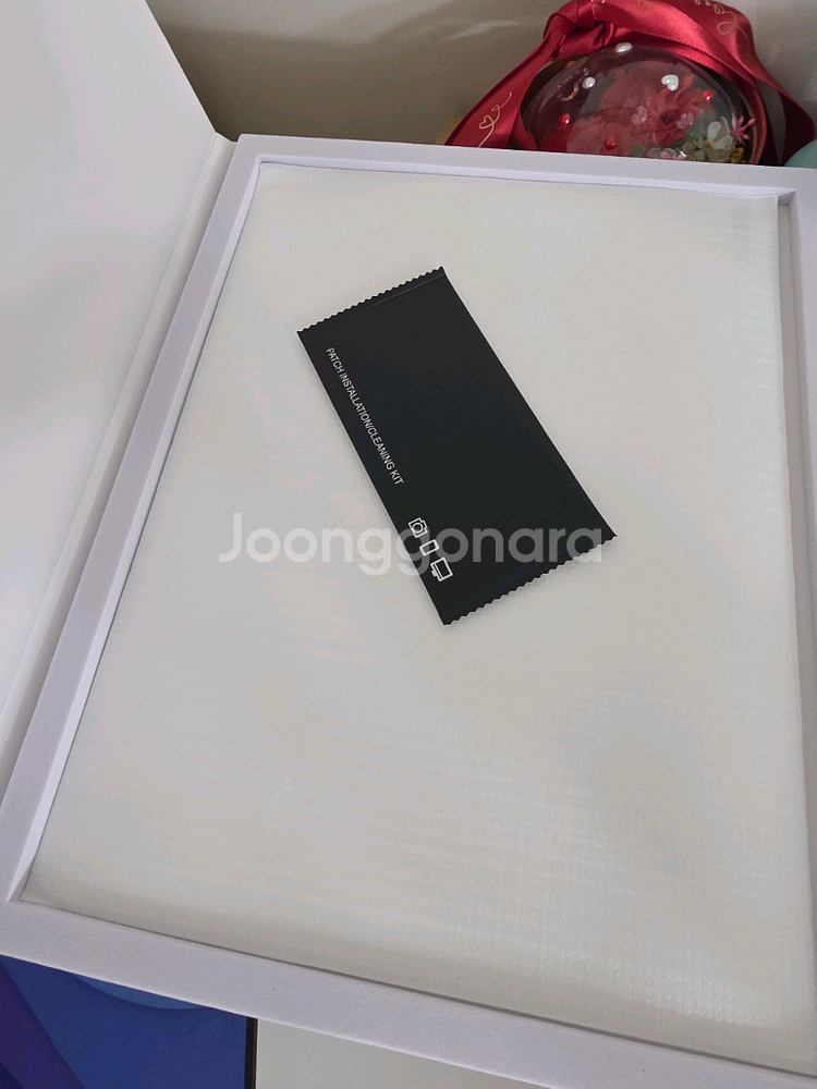 아이패드 프로12.9 256gb(6세대)셀룰러 + 로지텍 키보드 + 애플펜슬 140만 a급 팝니다--4