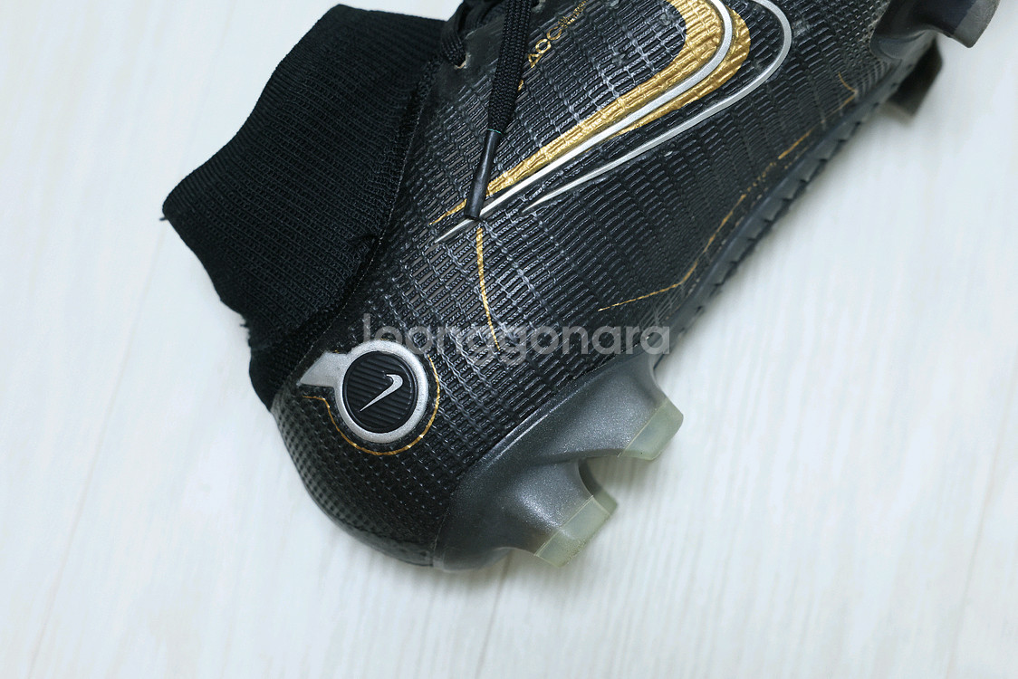 나이키 머큐리얼 축구화 슈퍼플라이 8 엘리트 fg 265--8